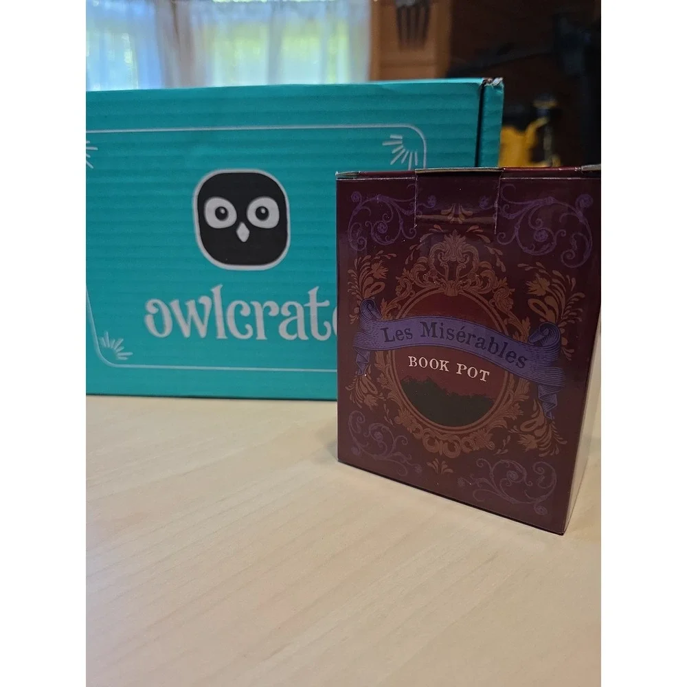 Owlcrate | Les Misérables Book Pot — New & Unused